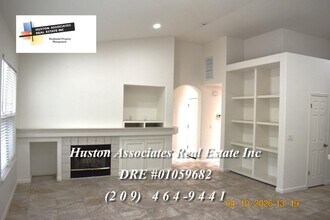3915 Bridlewood Cir in Stockton, CA - Building Photo - Building Photo