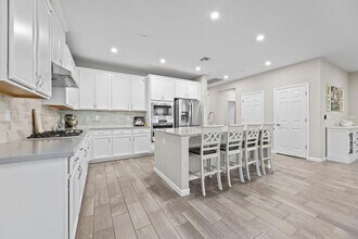 8048 Pegasus St in Roseville, CA - Building Photo - Building Photo