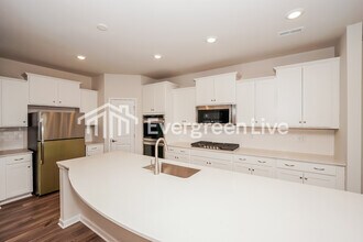 6508 Fairfax Ct in Maiden, NC - Building Photo - Building Photo