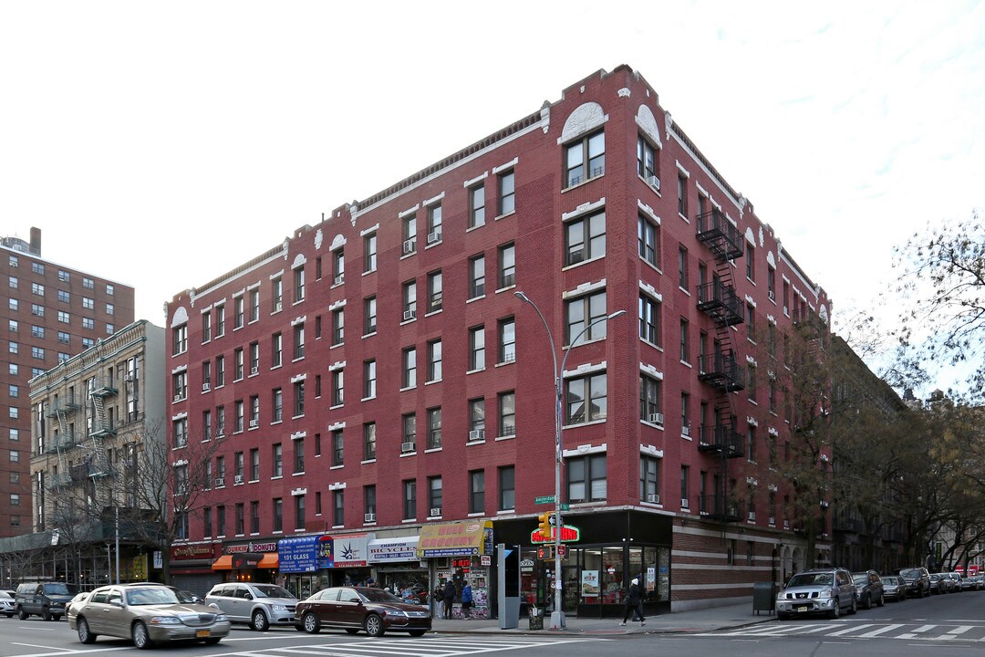 892-898 Amsterdam Ave in New York, NY - Building Photo