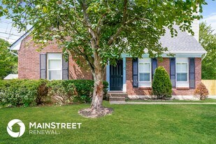 6605 Six Mile Ln in Louisville, KY - Building Photo