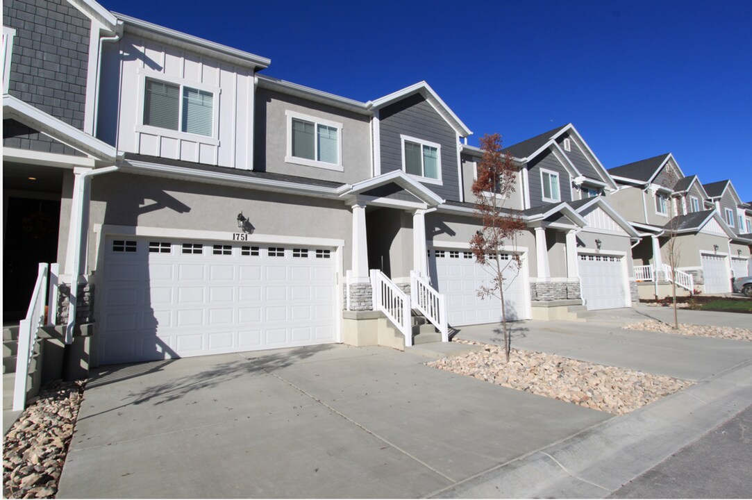 1731 N 3780 W in Lehi, UT - Building Photo