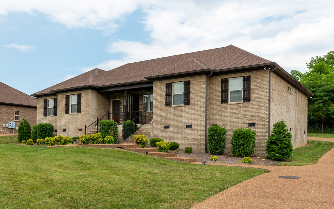 362 Big Station Camp Blvd in Gallatin, TN - Building Photo