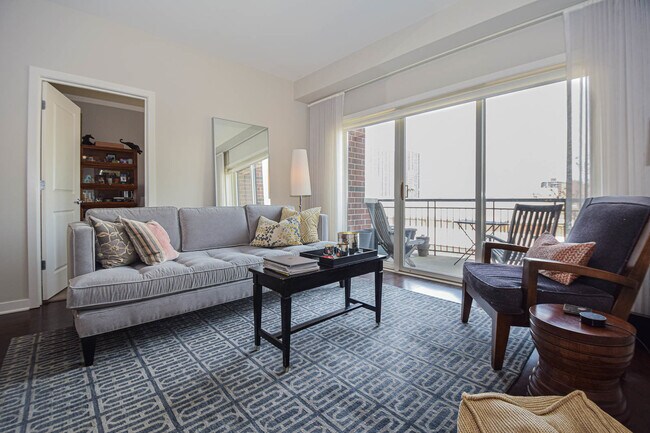 5858 N Broadway in Chicago, IL - Building Photo - Building Photo