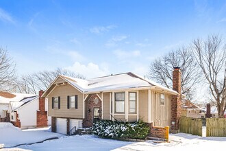 505 Dover Ct in Belton, MO - Building Photo - Building Photo