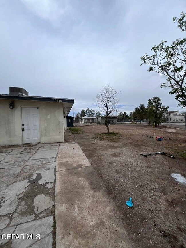 10216 Celedon Cir in Socorro, TX - Building Photo - Building Photo