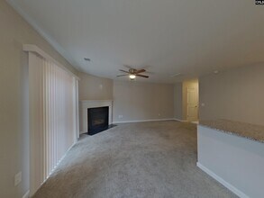 1079 Crescent Moon Lp in Hopkins, SC - Building Photo - Building Photo