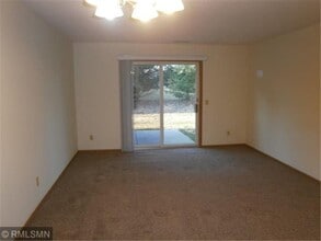 1232 Spruce Ct in New Richmond, WI - Building Photo - Building Photo