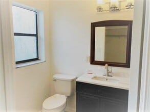 43 SW 8th Ave in Delray Beach, FL - Building Photo - Building Photo