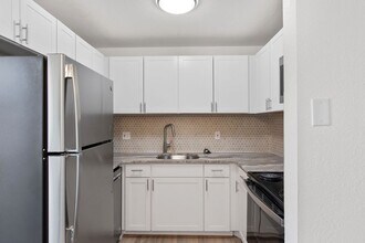 1024 E Swallow Rd in Fort Collins, CO - Building Photo - Building Photo