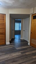 303 E Adams St, Unit A in O'Fallon, IL - Foto de edificio - Building Photo