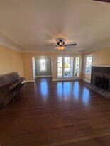 115 Aster Rd in San Carlos, CA - Building Photo