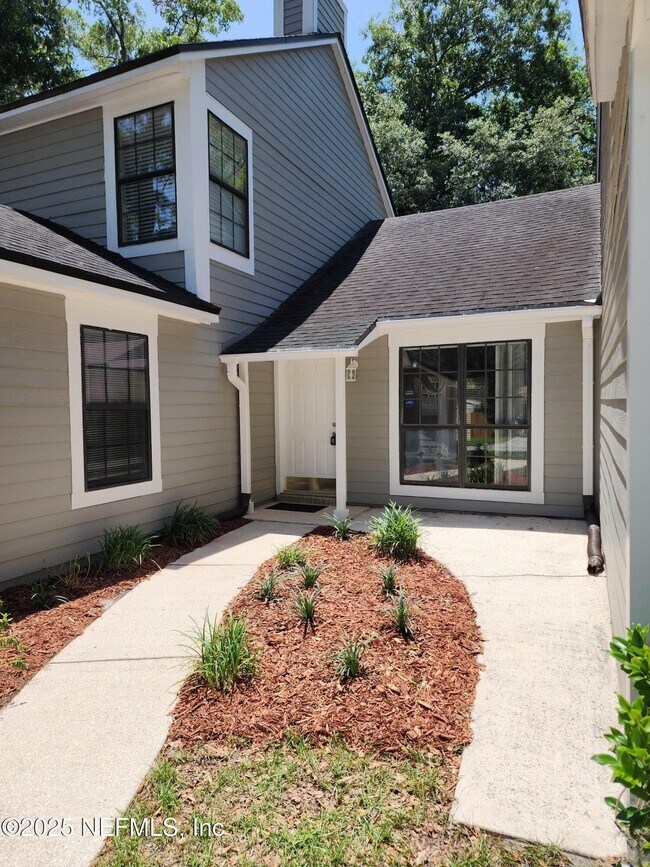 11328 Trotting Horse Ln in Jacksonville, FL - Building Photo - Building Photo