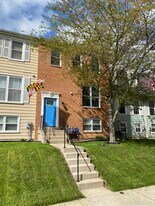 17 Gallorette Ct in Walkersville, MD - Building Photo