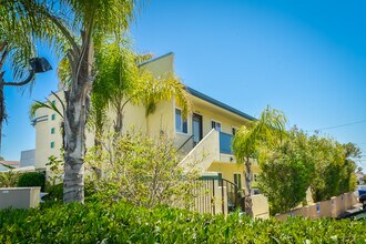 827 Missouri St in San Diego, CA - Building Photo - Building Photo