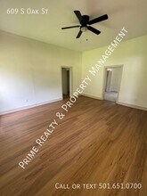 609 S Oak St in Jacksonville, AR - Building Photo - Building Photo