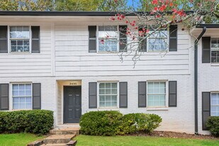 3495 Creekview Pl in Scottdale, GA - Building Photo