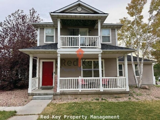 property at 1461 Durocher Ln