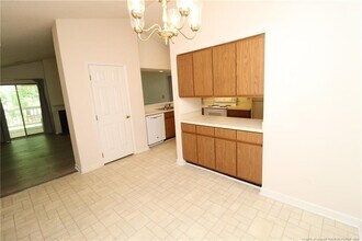 6120 Sunpointe Dr in Raleigh, NC - Foto de edificio - Building Photo
