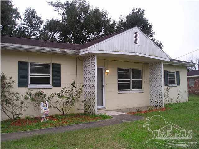 251 Airport Blvd in Pensacola, FL - Building Photo