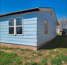 2502 Lakeview Ave in St. Joseph, MO - Building Photo - Building Photo