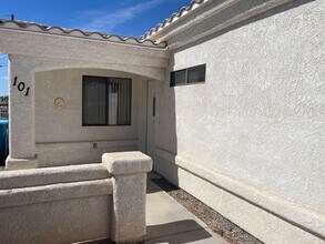 1335 N Lake Havasu Ave in Lake Havasu City, AZ - Building Photo - Building Photo