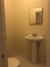 4908 SW 142nd Pl in Miami, FL - Building Photo - Building Photo