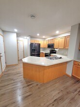 3553 Sterling Heights Dr in River Falls, WI - Foto de edificio - Building Photo