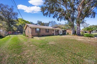 5135 Nekole Dr in Milton, FL - Building Photo - Building Photo