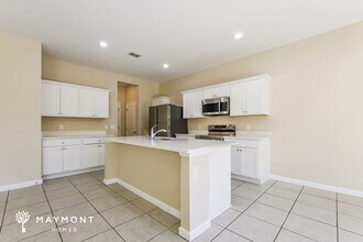 2692 Island Walk Dr in Deltona, FL - Building Photo - Building Photo