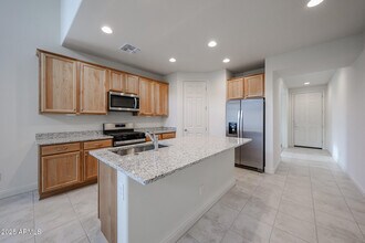 7072 W Oberlin Wy in Peoria, AZ - Building Photo - Building Photo