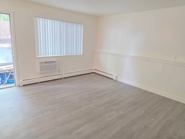 Aspen Leaf Apartments in Arvada, CO - Building Photo - Building Photo