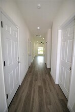 8990 Glenarm Way in Spring Hill, FL - Building Photo - Building Photo