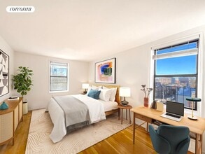 8646 Fort Hamilton Pkwy in Brooklyn, NY - Foto de edificio - Building Photo