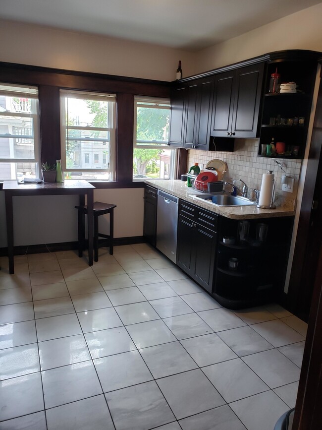 6 Upcrest Rd