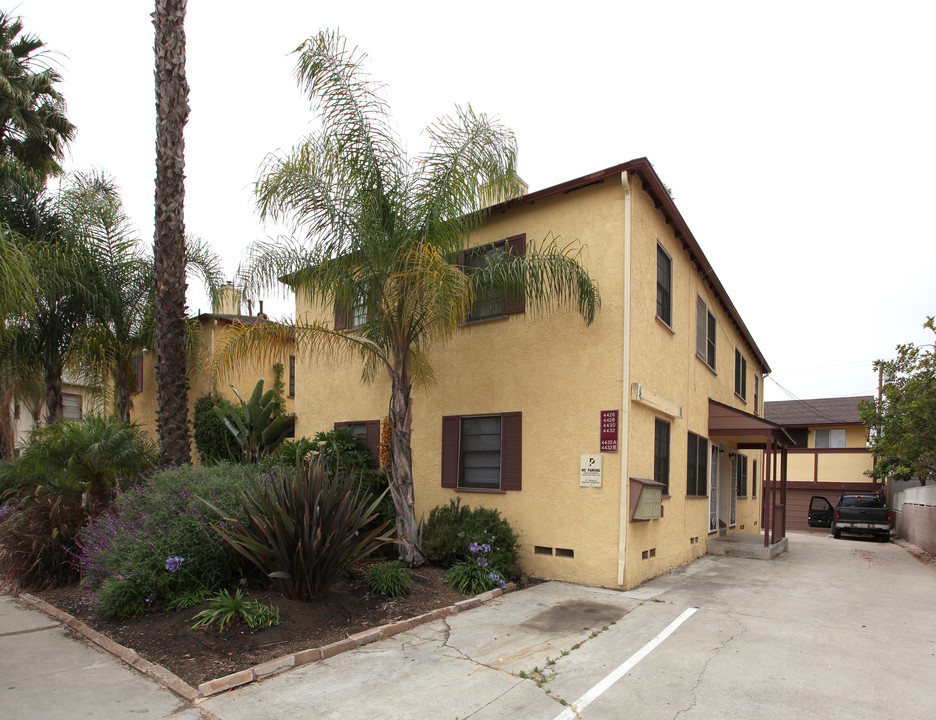 4418-4432 Illinois St in San Diego, CA - Building Photo