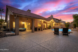 13179 N 101st Pl in Scottsdale, AZ - Foto de edificio - Building Photo