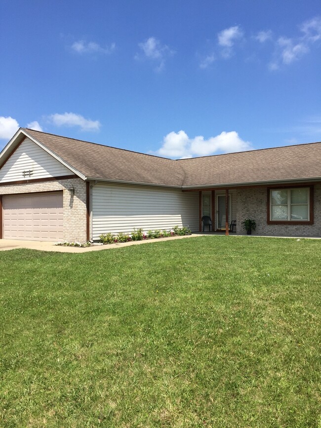 1400 Roundtable Dr in West Lafayette, IN - Building Photo - Building Photo