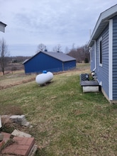 5317 W Cloverdale Rd in Delton, MI - Building Photo - Building Photo