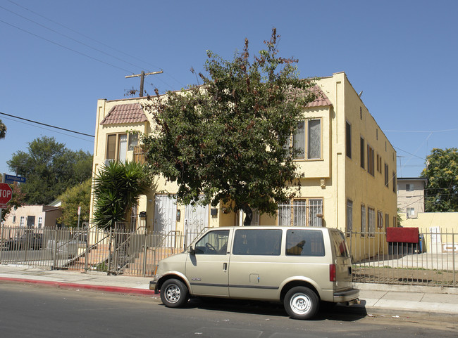 1203 Gordon St in Los Angeles, CA - Foto de edificio - Building Photo