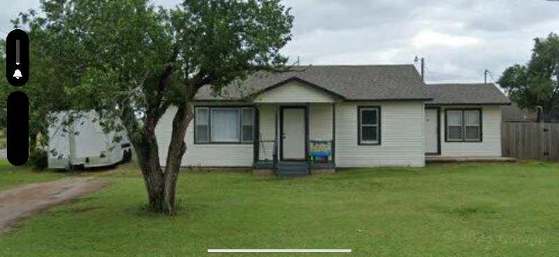 101 G St in Elgin, OK - Building Photo