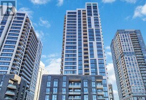 30 Samuel Wood Wy in Toronto, ON - Building Photo