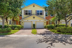 4381 Lazio Way in Ft. Myers, FL - Building Photo
