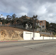 Casanova Garden Apartments in Los Angeles, CA - Building Photo - Building Photo