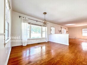1807 Dresden Dr NE in Atlanta, GA - Building Photo - Building Photo