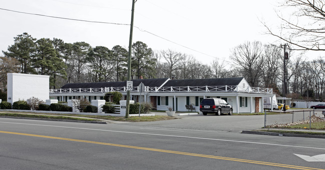 Colony Mobile Home Park in Virginia Beach, VA - Building Photo - Building Photo