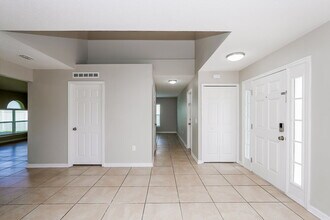 12923 Tribute Dr in Riverview, FL - Foto de edificio - Building Photo