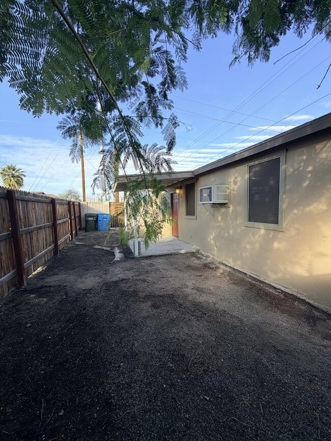 1202 E Pierce St in Phoenix, AZ - Building Photo - Building Photo