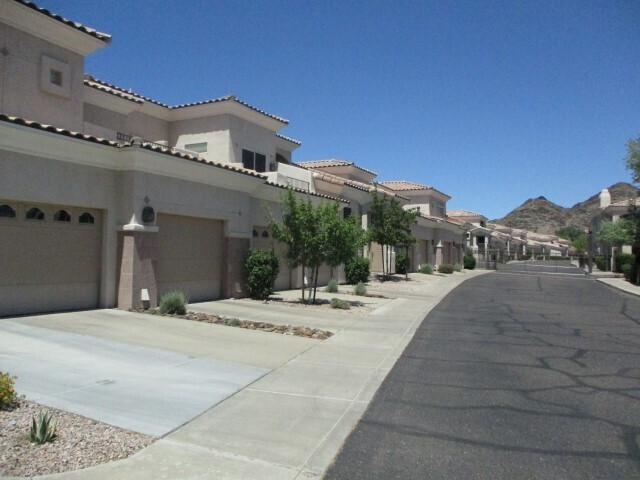1747 E Northern Ave-Unit -UNIT 204 in Phoenix, AZ - Building Photo - Building Photo
