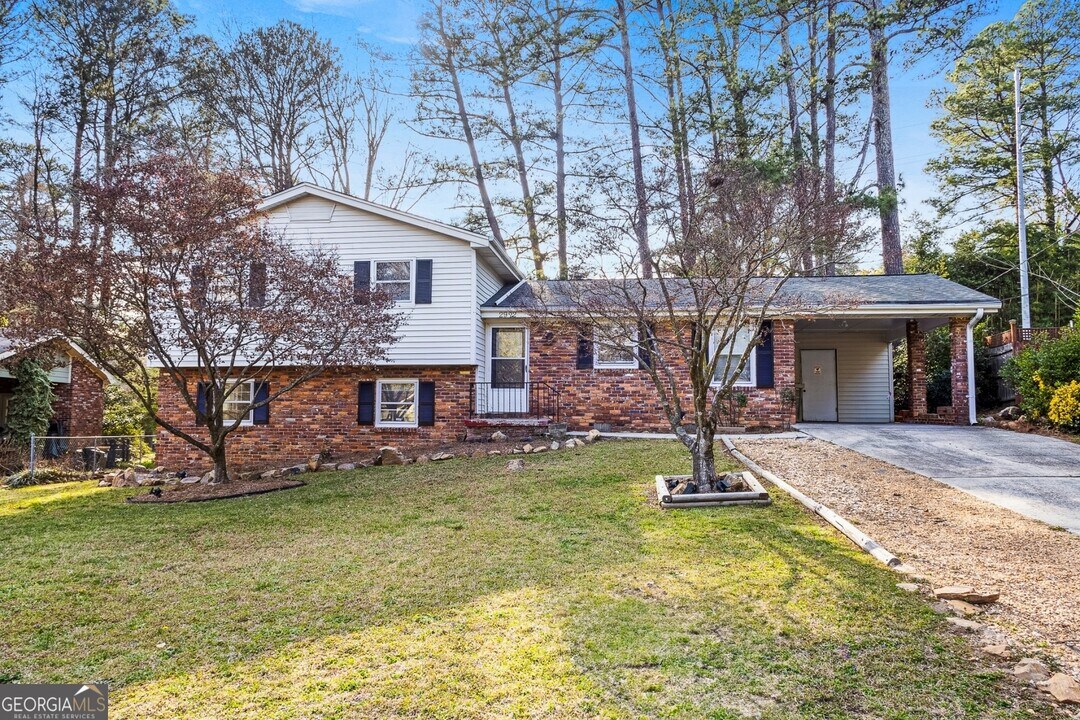 2922 Appling Way in Chamblee, GA - Building Photo